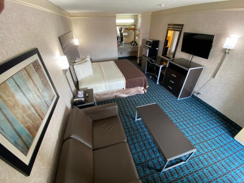 Deluxe Inn - Fayetteville I-95 image 14