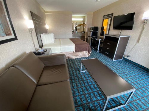 Deluxe Inn - Fayetteville I-95 image 15