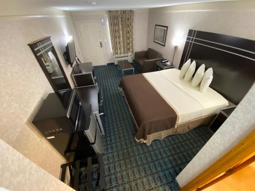 Deluxe Inn - Fayetteville I-95 Image 22