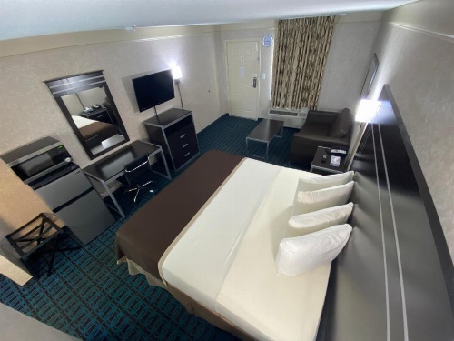 Deluxe Inn - Fayetteville I-95 image 26