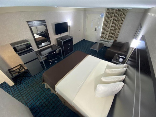 Deluxe Inn - Fayetteville I-95 image 28