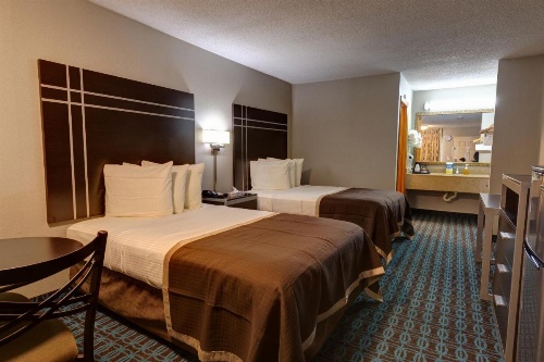 Deluxe Inn - Fayetteville I-95 image 38